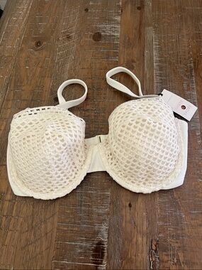 Shade & Shore Cream Crochet Overlay Underwire Bra
